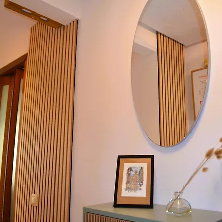 Explora A Pie Apartment *